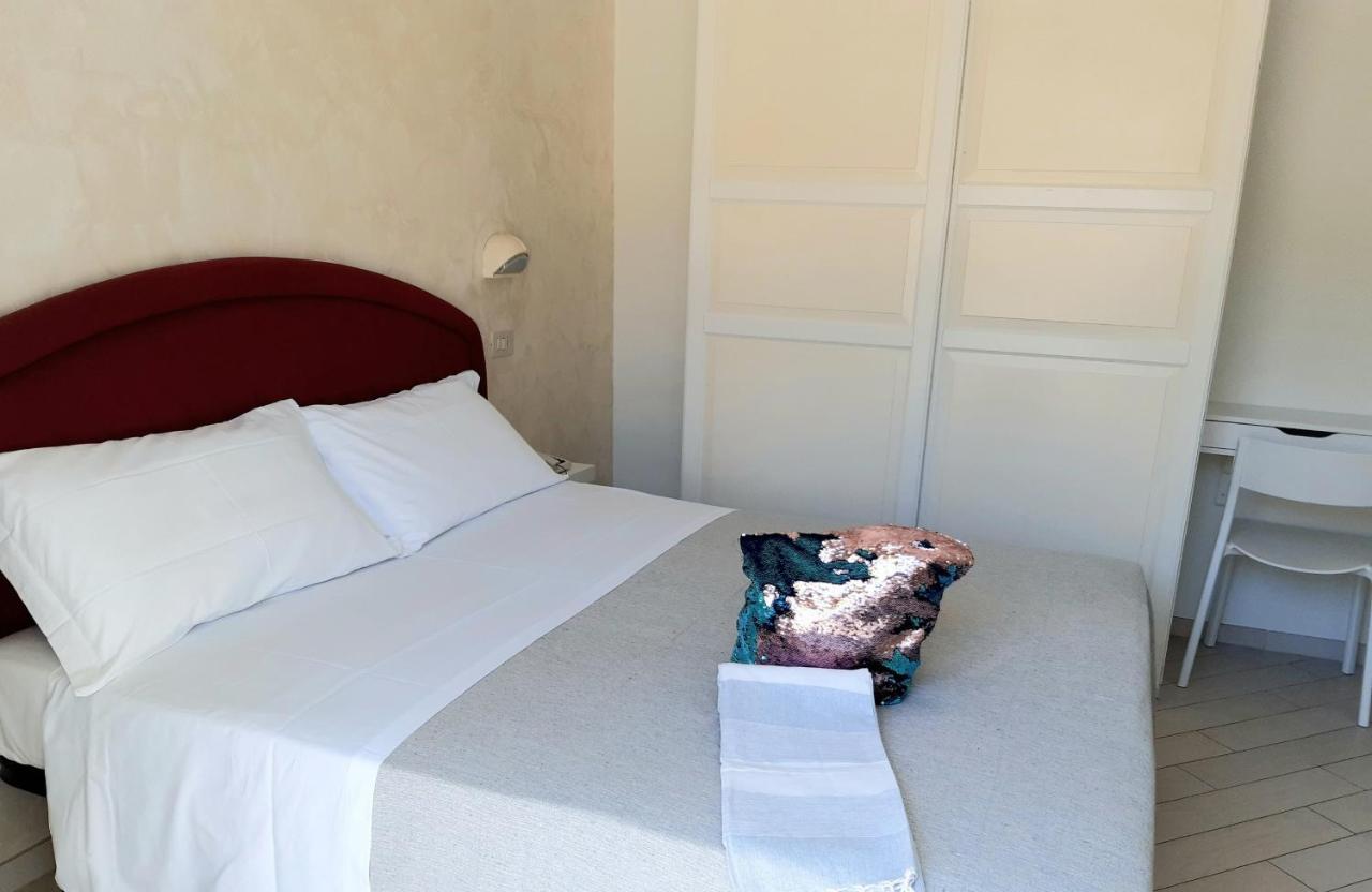 Hotel Raul Riccione Dış mekan fotoğraf