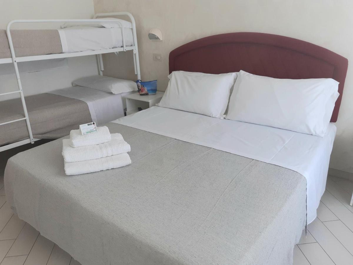 Hotel Raul Riccione Dış mekan fotoğraf