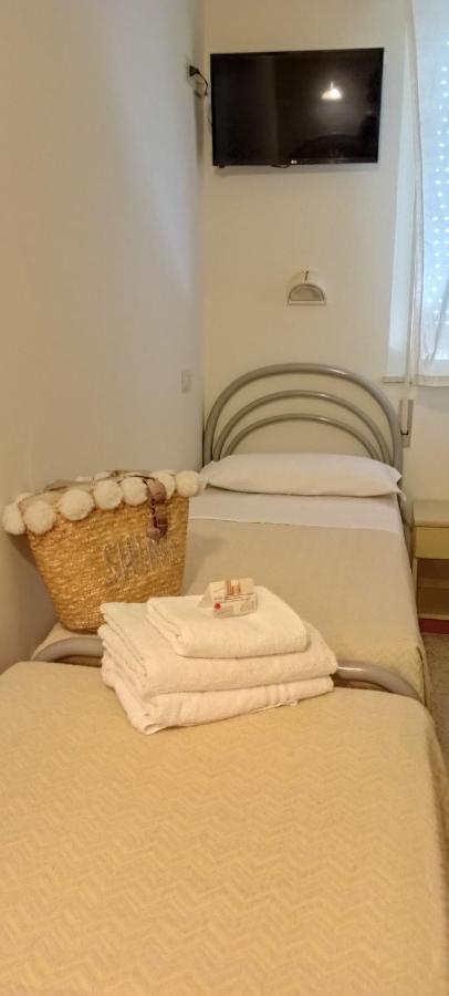 Hotel Raul Riccione Dış mekan fotoğraf