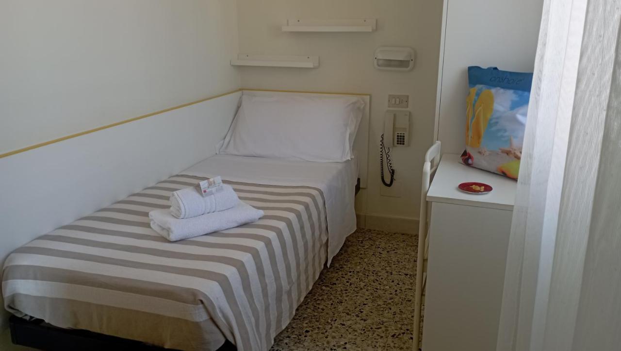 Hotel Raul Riccione Dış mekan fotoğraf